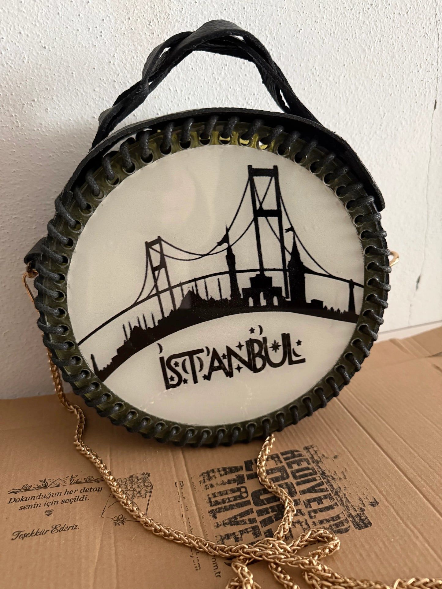 Yuvarlak hakiki deri çanta