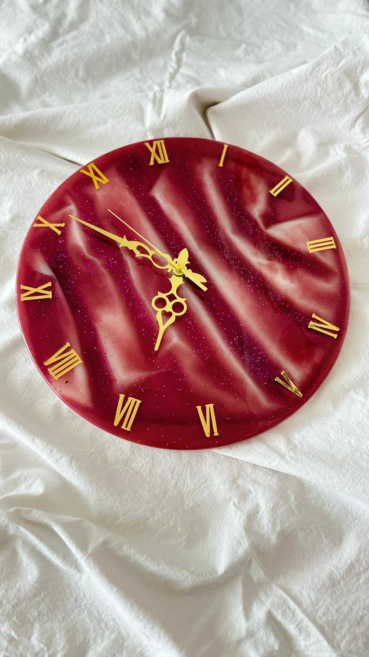 İpek dokulu duvar saati