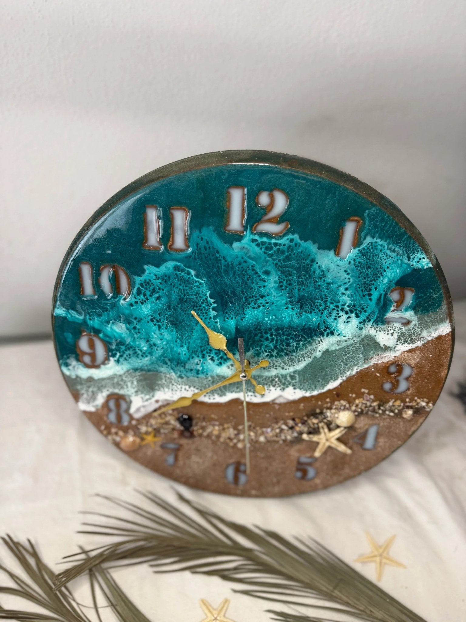 Karanlıkta parlayan duvar saati - HediyeEpoxyKaranlıkta parlayan duvar saatiMdfHediyeEpoxyKaranlıkta parlayan duvar saati - HediyeEpoxy