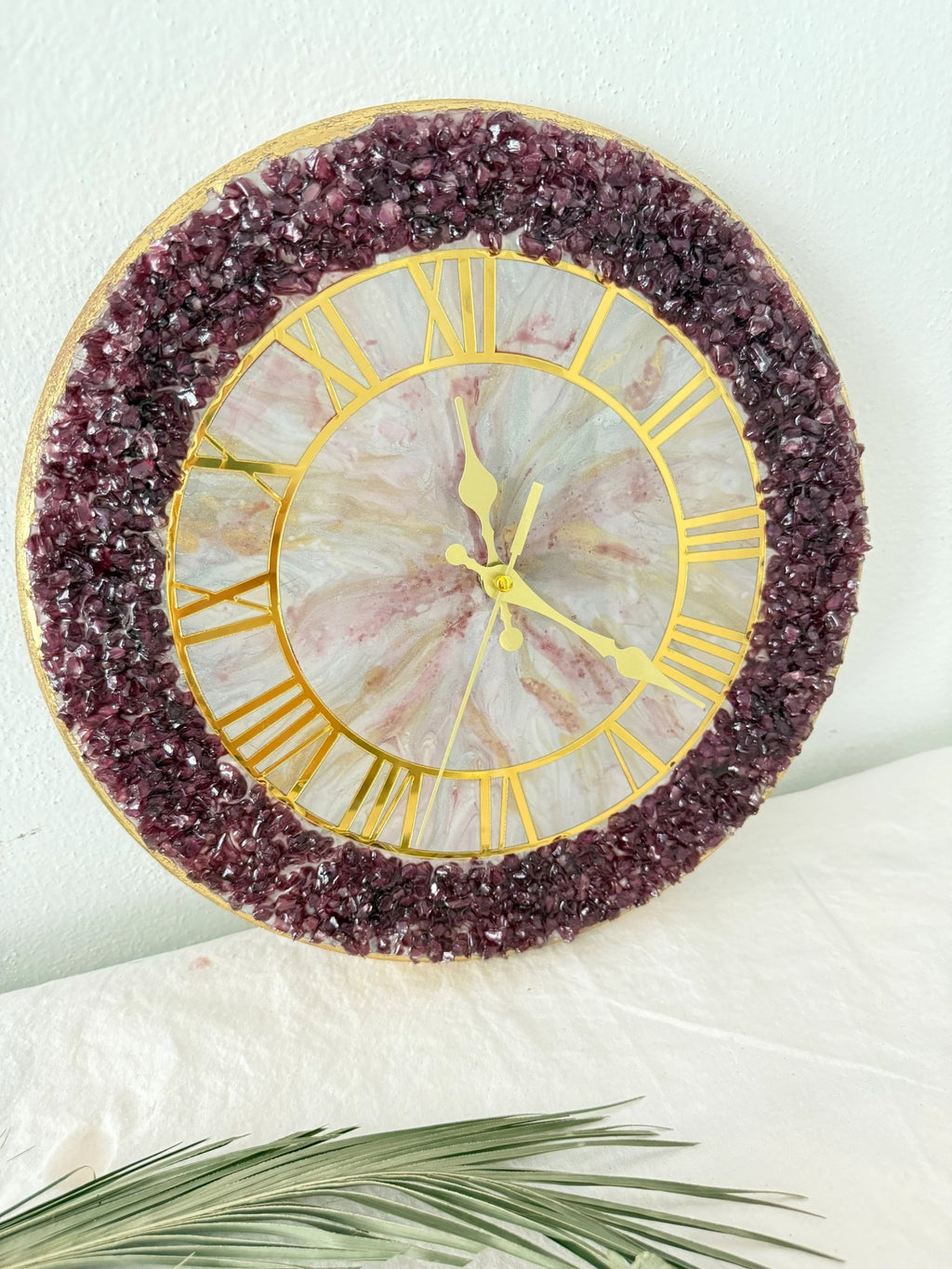 Mor duvar saati - HediyeEpoxyMor duvar saatiHediyeEpoxyGeometrikMor duvar saati - HediyeEpoxy