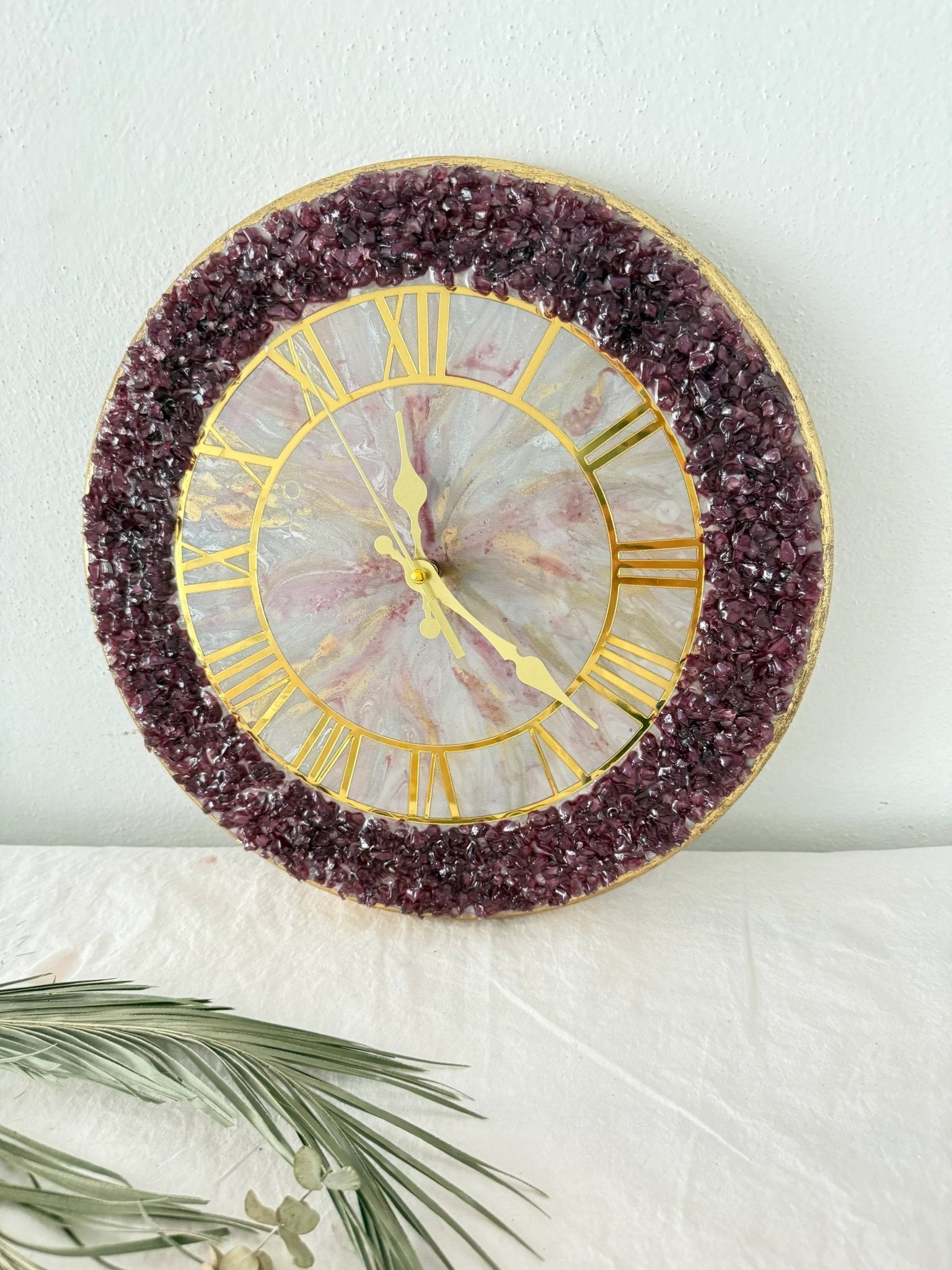 Mor duvar saati - HediyeEpoxyMor duvar saatiHediyeEpoxyGeometrikMor duvar saati - HediyeEpoxy