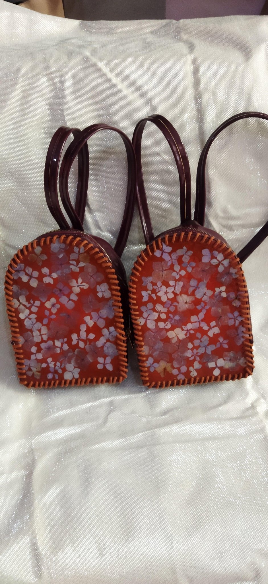 Ortancalı epoksi sırt çantası - HediyeEpoxyOrtancalı epoksi sırt çantasıHediyeEpoxyOrtancalı epoksi sırt çantası - HediyeEpoxy